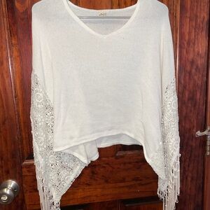 Hollister Cream Knit Top ONE SIZE like new / perfect layering top